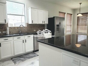 18819 Knobby Oaks Pl in Magnolia, TX - Building Photo - Building Photo