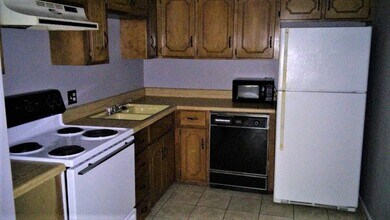 215 Hammond Cir in Anderson, SC - Building Photo - Building Photo