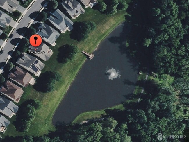 115 Andover Dr in Kendall Park, NJ - Building Photo - Building Photo