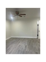 1360-nw132 NW 132nd St in Miami, FL - Building Photo - Building Photo