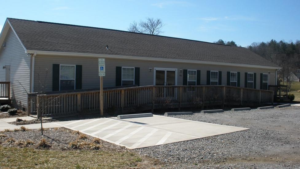 32 Joe Jenkins Rd in Fairview, NC - Building Photo