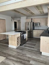 44 SW Roosevelt Ave in Bend, OR - Building Photo - Building Photo