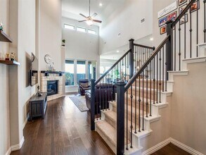 2112 Creekbluff Ct in Carrollton, TX - Building Photo - Building Photo