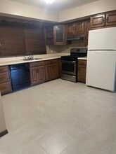 255 Mace St, Unit One bedroom apartment in Staten Island, NY - Foto de edificio - Building Photo