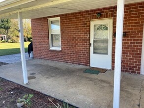 614 W H St in Elizabethton, TN - Building Photo - Building Photo