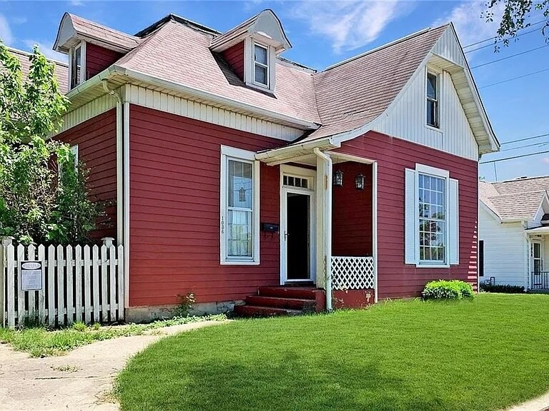 1036 S 10th St in Noblesville, IN - Building Photo
