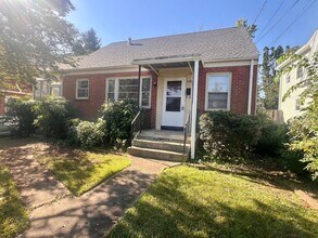 1104 Little High St in Charlottesville, VA - Building Photo - Building Photo