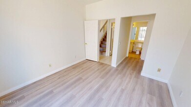 4862 Martona Dr in Oak Park, CA - Building Photo - Building Photo