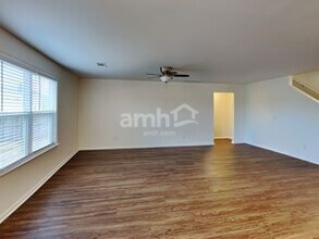 537 Rock Island Way in Lebanon, TN - Building Photo - Building Photo