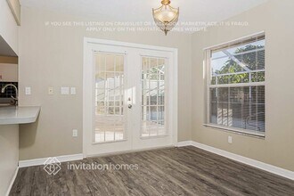 4495 Diamond Cir E in Sarasota, FL - Building Photo - Building Photo