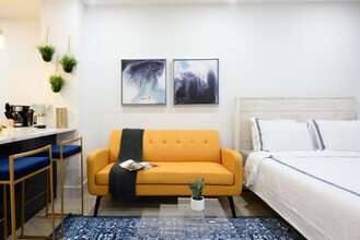 1597 York Ave in New York, NY - Building Photo - Building Photo