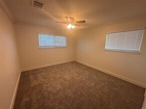 6801 Star Dr in Austin, TX - Building Photo - Building Photo