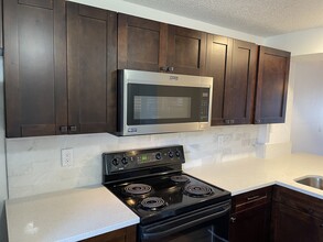 307 Lake Placid Ct in Oldsmar, FL - Building Photo - Building Photo