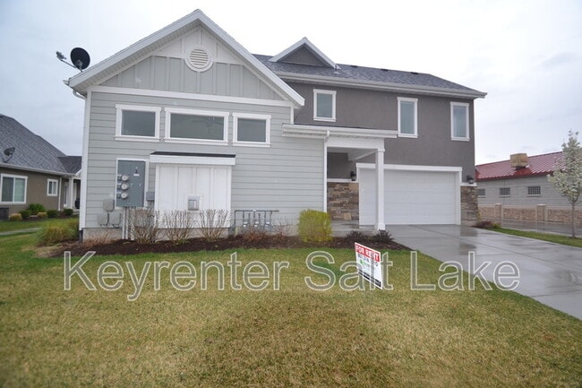 property at 1867 Trail Heights Dr