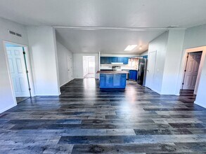 15112 Pioneer Rd in Klamath Falls, OR - Building Photo - Building Photo