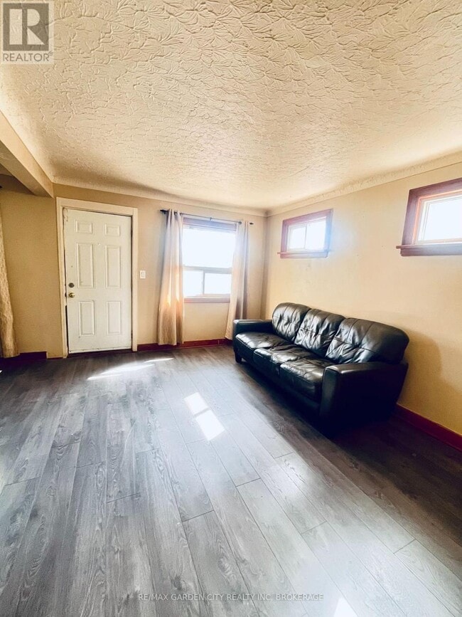 95 Page St in St Catharines, ON - Building Photo - Building Photo