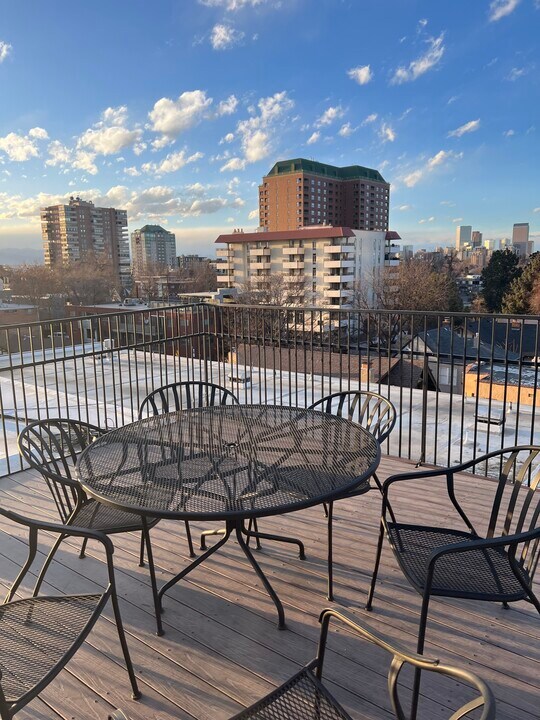 30 Emerson St in Denver, CO - Building Photo