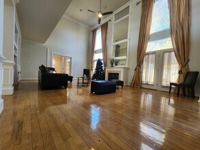 6004 Columbia Pike in Falls Church, VA - Building Photo - Building Photo