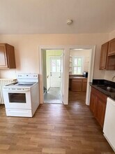 47 Argyle Ave in West Hartford, CT - Building Photo - Building Photo