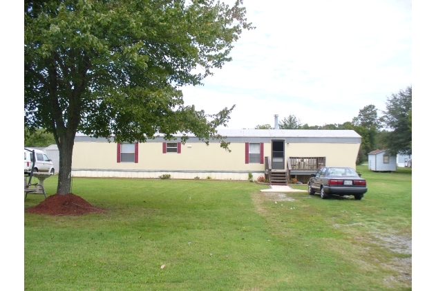 Pleasant Acres Mobile Home Park in Ellenboro, NC - Building Photo