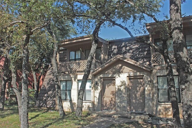 3709 Rocky Hollow Trail in Georgetown, TX - Foto de edificio - Building Photo