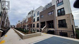 349-349 Wheat Boom Dr. in Oakville, ON - Building Photo - Building Photo