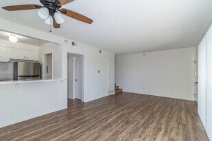 7721 St Bernard St in Los Angeles, CA - Building Photo