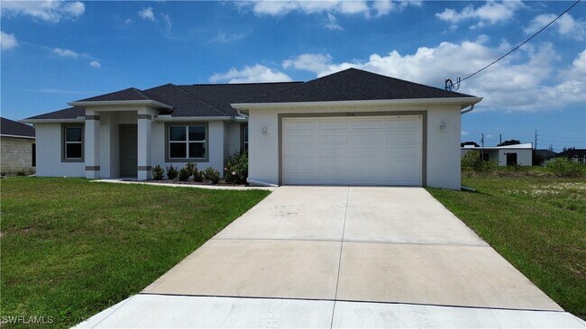 1316 NE 1st Pl in Cape Coral, FL - Building Photo - Building Photo