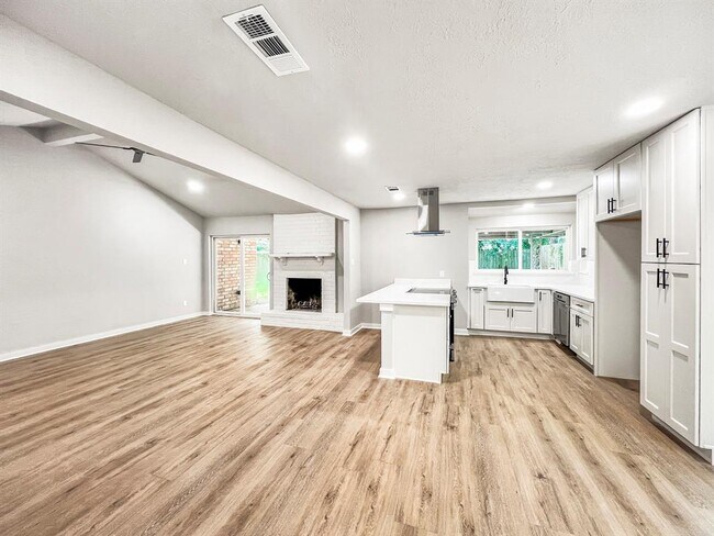 23207 Naples Dr in Spring, TX - Building Photo - Building Photo