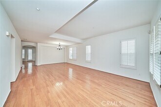 7455 Chanteclair Ct in Los Angeles, CA - Building Photo - Building Photo