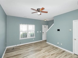 3059 Nevin Place Dr in Charlotte, NC - Foto de edificio - Building Photo