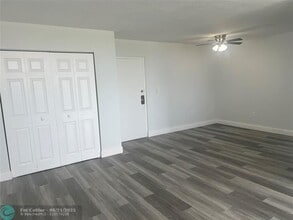 9441 SW 4th St in Miami, FL - Building Photo - Building Photo