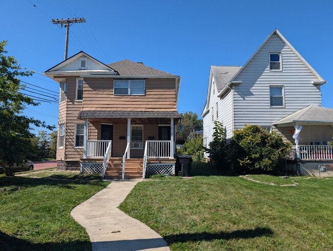1476 W 107th St in Cleveland, OH - Building Photo - Building Photo