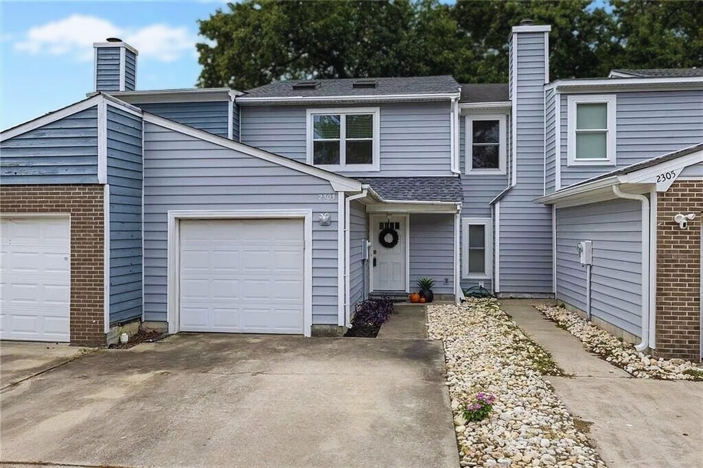 2303 Merl Cir in Virginia Beach, VA - Building Photo