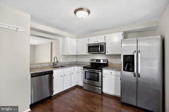 7506 Summer Blossom Ln in Columbia, MD - Building Photo - Building Photo