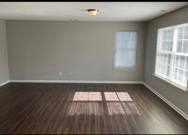 10729 Glenluce Ave in Charlotte, NC - Building Photo - Building Photo