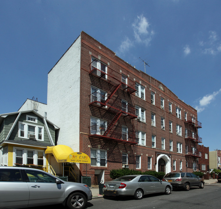 1414 W 5th St in Brooklyn, NY - Building Photo