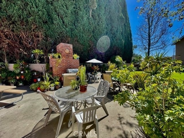 property at 1811 W Sallie Ln