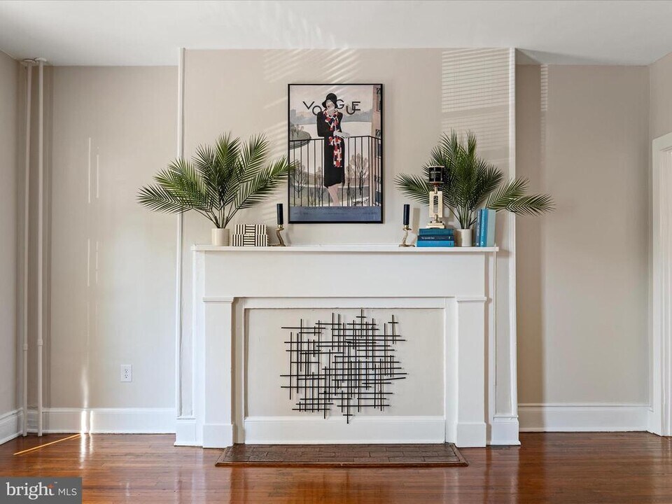 321 N Braddock St in Winchester, VA - Building Photo