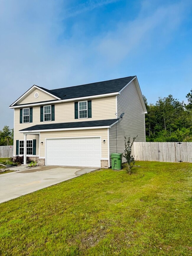 1337 Evergreen Trl in Hinesville, GA - Building Photo - Building Photo