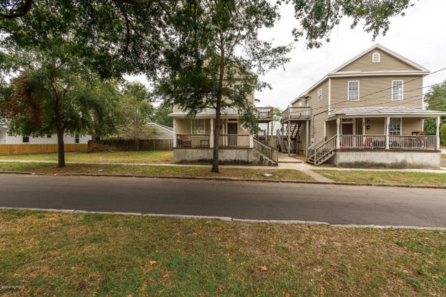 921 N 5th Ave in Wilmington, NC - Building Photo - Building Photo