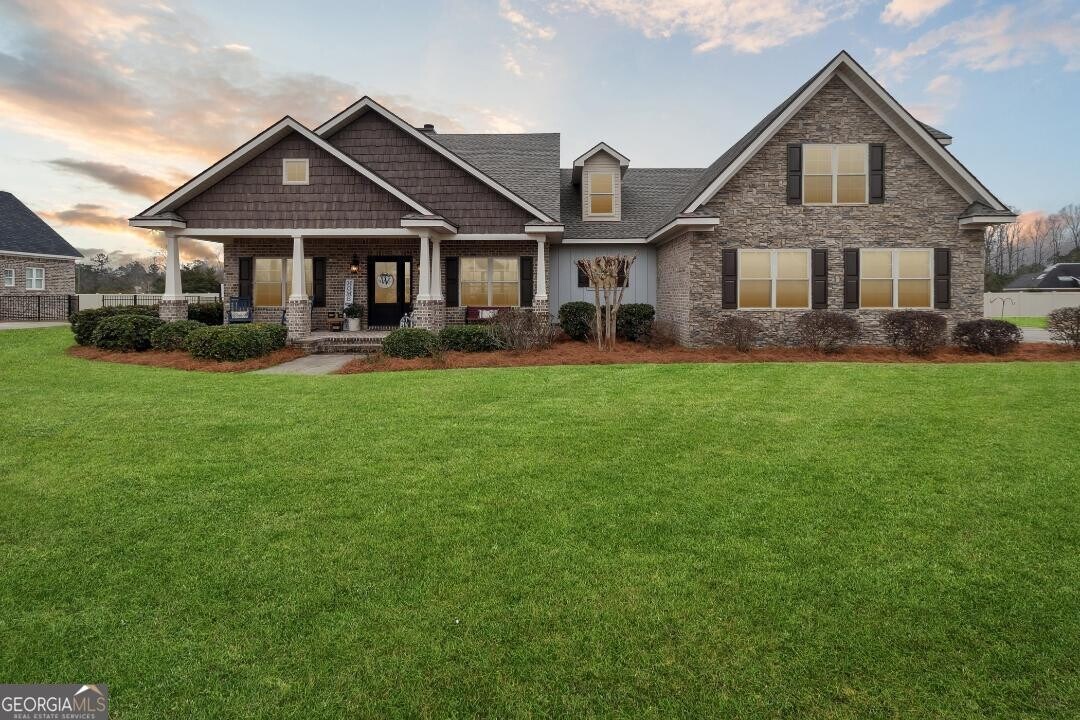4 Honeysuckle Way in Claxton, GA - Building Photo