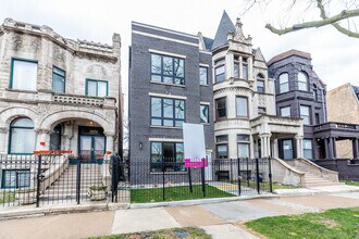 3655 S Michigan Ave in Chicago, IL - Building Photo - Building Photo
