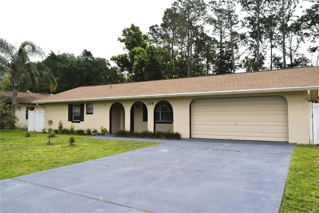 134 Beechwood Ln