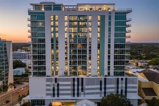 777 3rd Ave N, Unit 1504 in St. Petersburg, FL - Building Photo