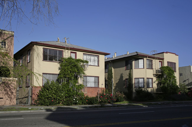 5939 Telegraph Ave in Oakland, CA - Building Photo - Building Photo