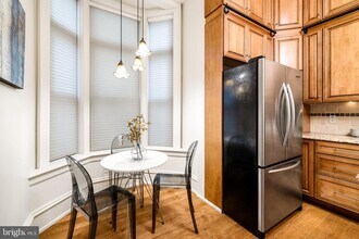 421 Chestnut St-Unit -502 in Philadelphia, PA - Building Photo - Building Photo