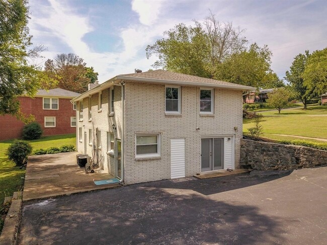 2309 Selma Ave in Nashville, TN - Building Photo - Building Photo