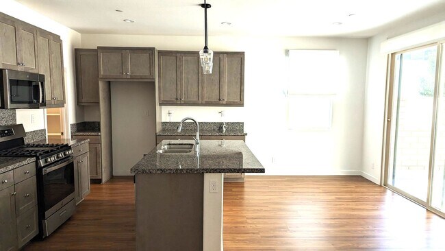 7449 Channel View St in Chino, CA - Building Photo - Building Photo