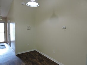 178 Cabana Way in Crestview, FL - Building Photo - Building Photo